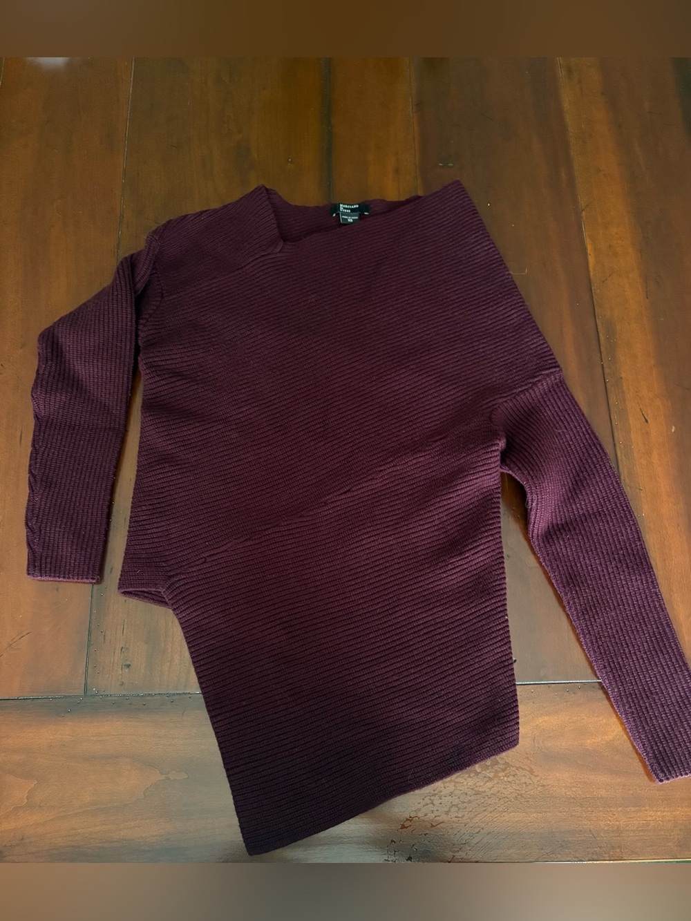 Women’s Luxurious Maroon Ribbed Knit Sweater